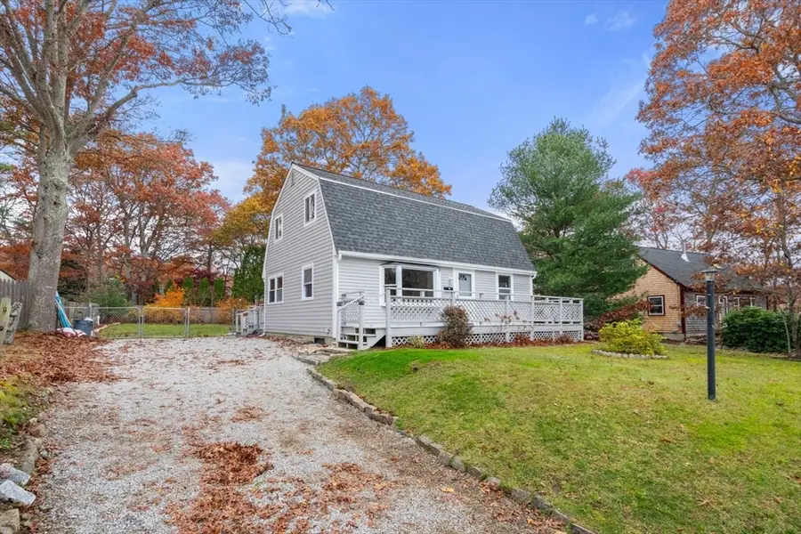 130 Old Barnstable Rd, Falmouth Town, MA 02536 - #2