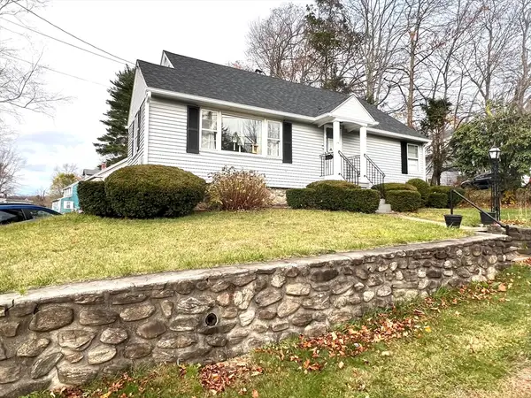 14 Beech Street, Southbridge, MA 01550