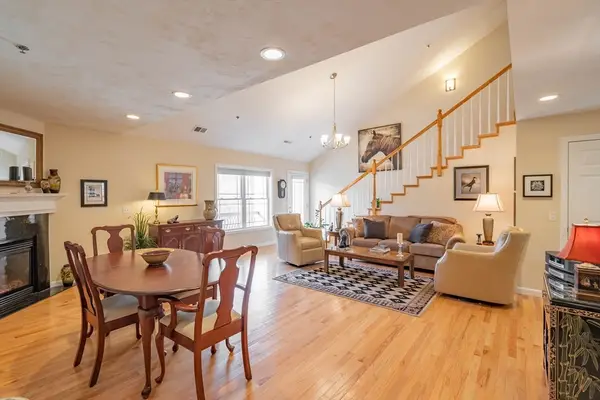 216 Reservoir St #309, Holden, MA 01520