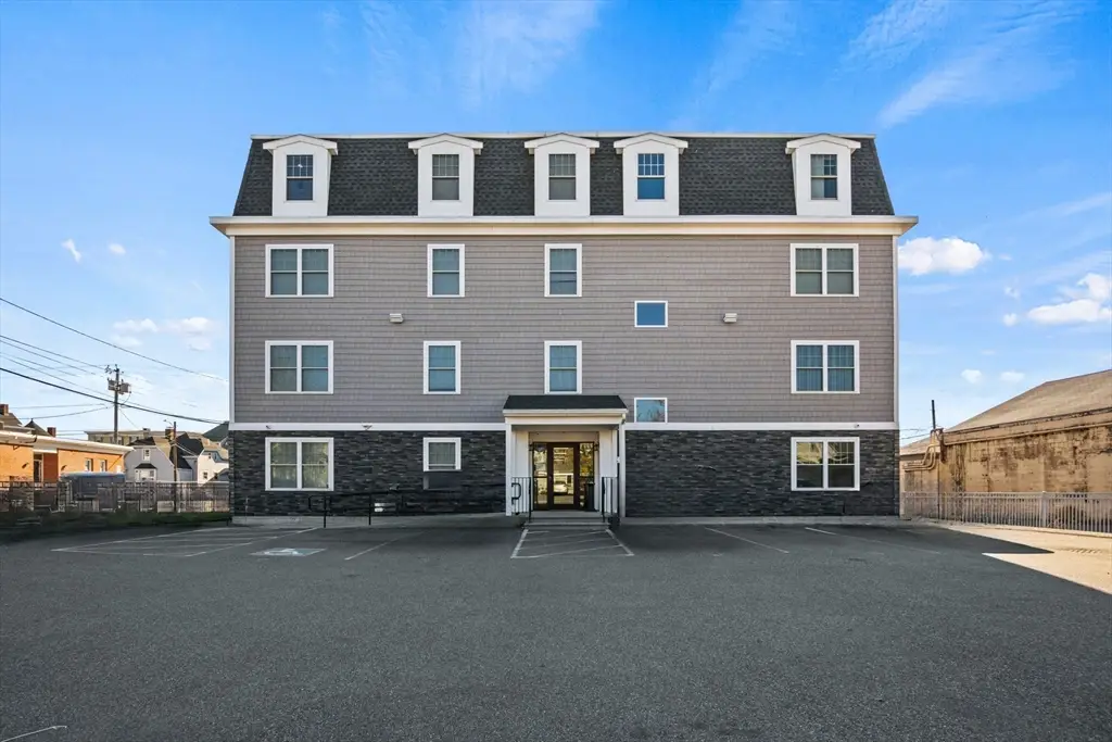 693 Western Avenue #101, Lynn, MA 01905 - Image #1
