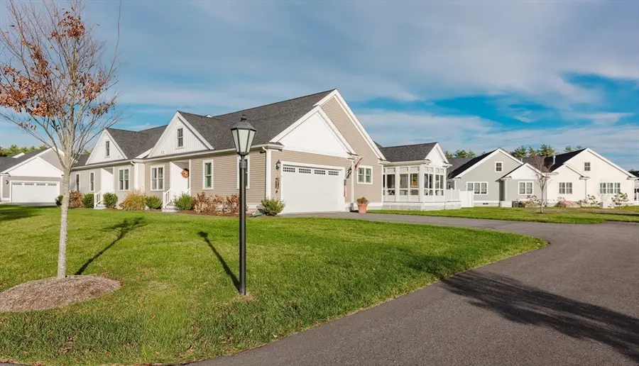 4 Sarahbeth Lane #1, Rochester, MA 02770 - Image #2