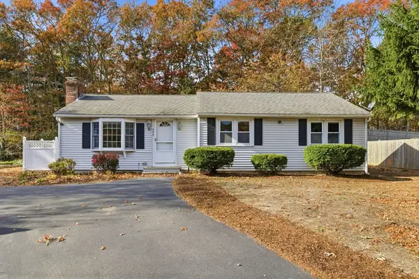 544 Cotuit Rd, Mashpee, MA 02649