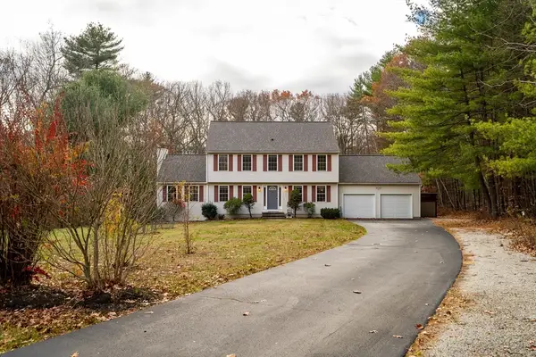 9 Kayla Dr, Westford, MA 01886