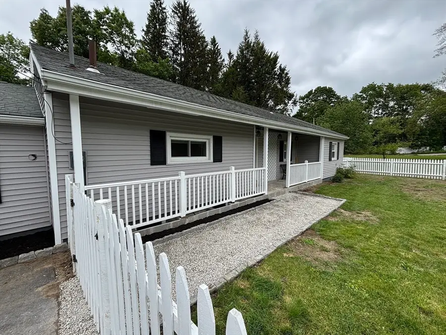 72 Charlton St, Oxford, MA 01540 - Image #2