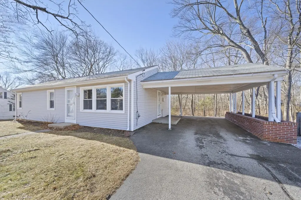 90 Pleasant St, Bellingham, MA 02019 - #1