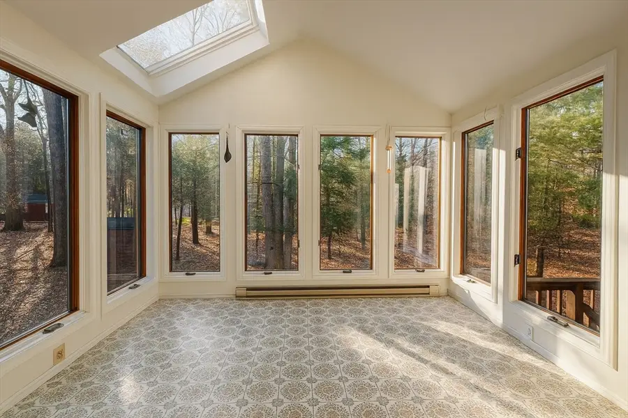 660 Old Dunstable Rd, Groton, MA 01450 - Image #2