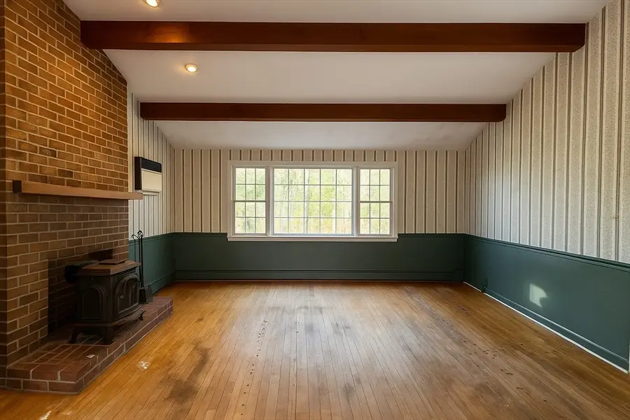 660 Old Dunstable Rd, Groton, MA 01450 - Image #3