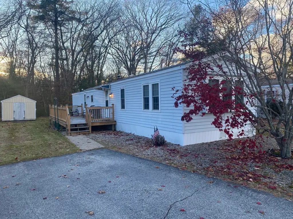 38 Danielle St, Plainville, MA 02762 - Image #1