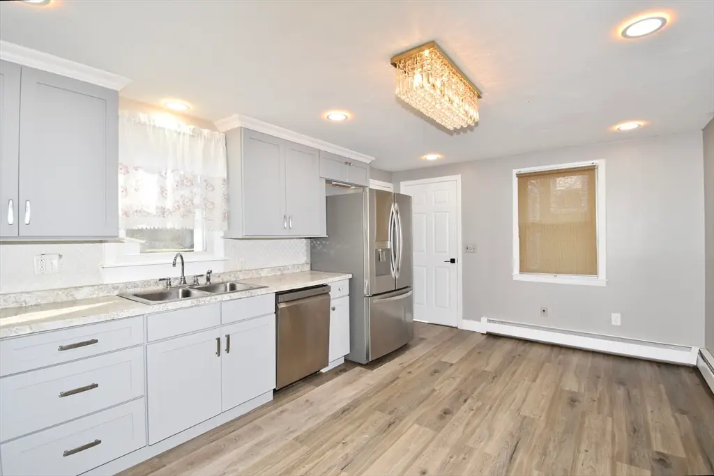 85 Orchard St, Chicopee, MA 01013 - Image #1