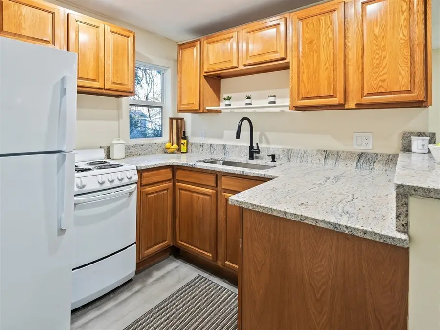 4 Lake Shore Lane, Holland, MA 01521 - Image #3