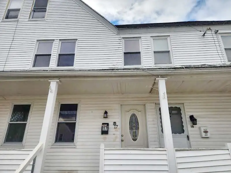 17 Overlook St #17, Whitinsville, MA 01588 - Image #1