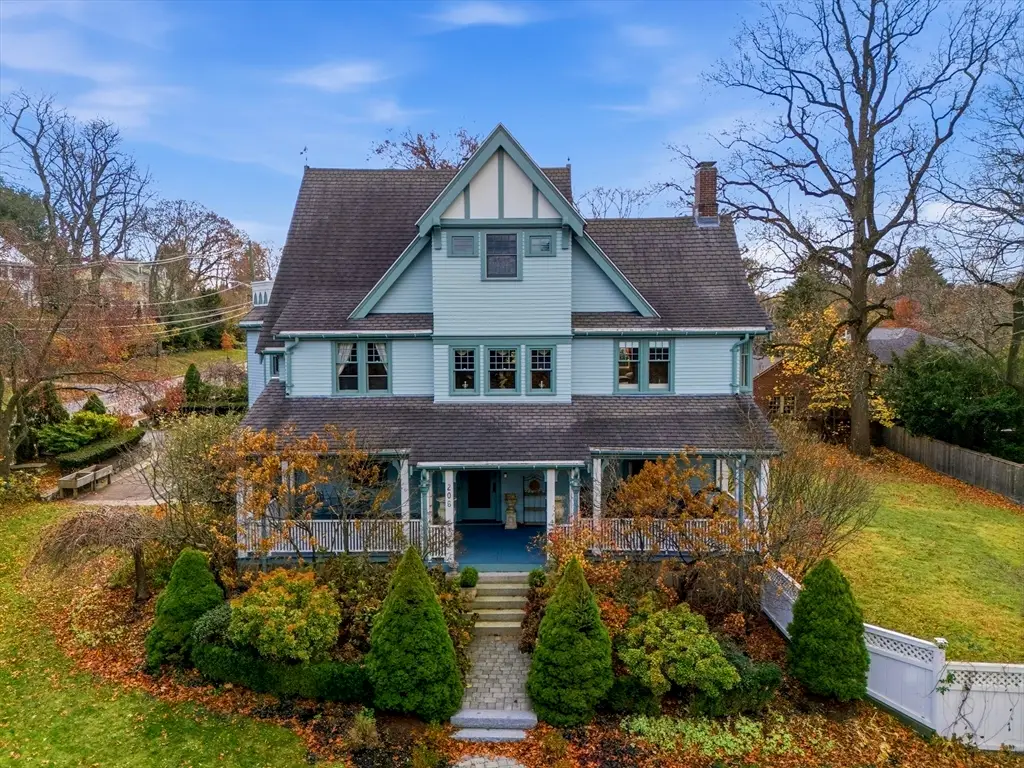 206 Franklin St, Newton, MA 02458 - Image #1