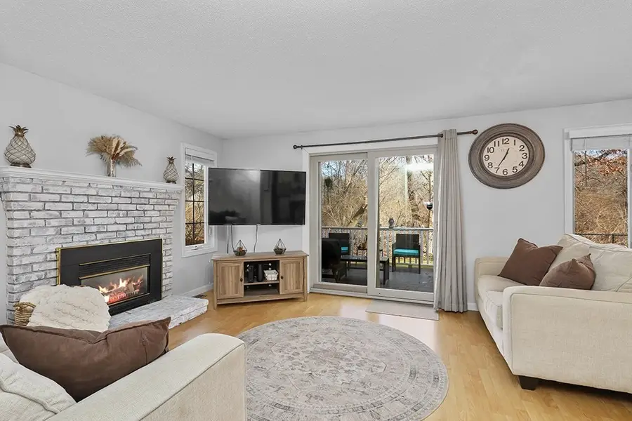 3 Strathmore Shire Dr #A, Uxbridge, MA 01569 - Image #3