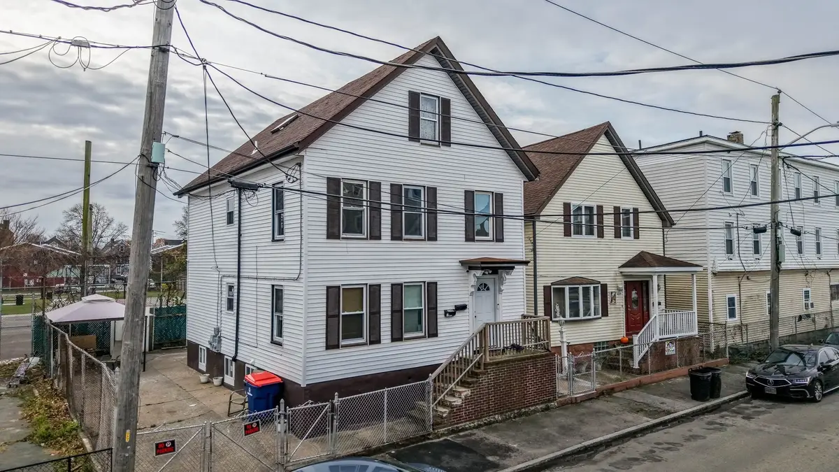 150 Blackmer St, New Bedford, MA 02744 - #1