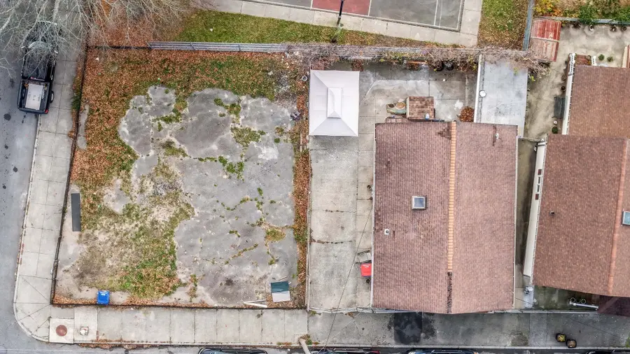 150 Blackmer St, New Bedford, MA 02744 - #3