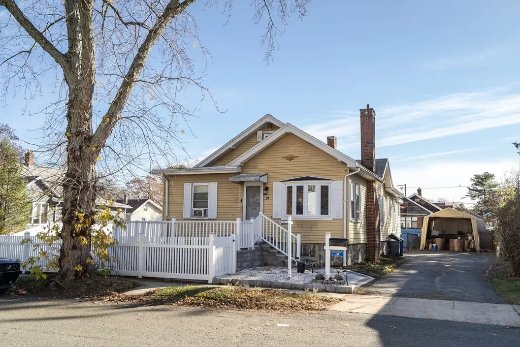 34 Glendale Ave, Peabody, MA 01960 - Image #1