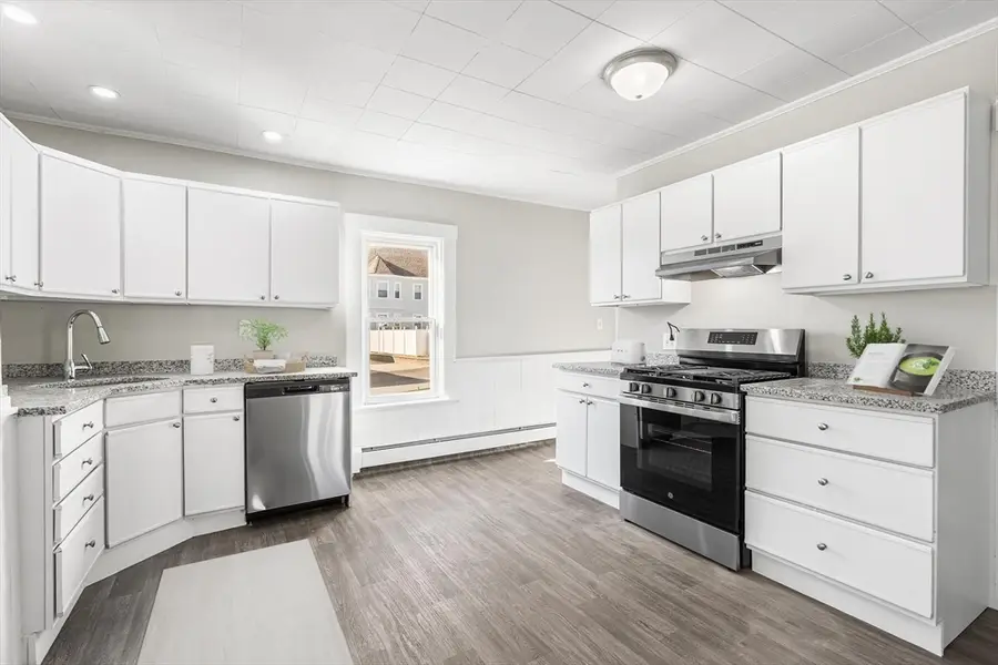 68 Union St, North Andover, MA 01845 - Image #3