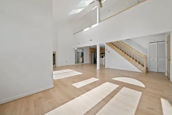 110 Burkhall #H, Weymouth, MA 02190