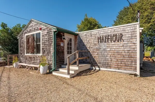 162 Main St, Essex, MA 01929