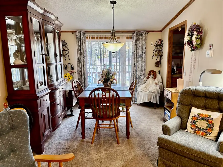 21 Varney Ln, Barre, MA 01005 - Image #3