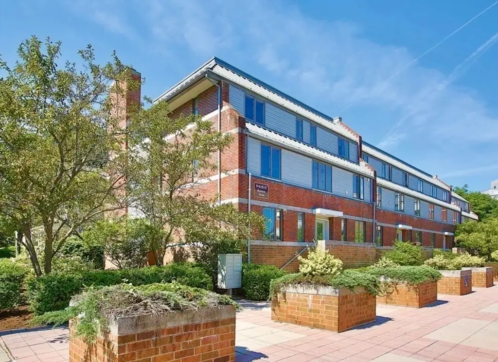 9-17 Baldwin St #15C, Newton, MA 02458 - Image #1