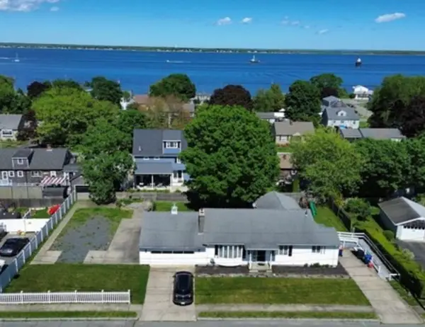 344 Frieda St, New Bedford, MA 02744