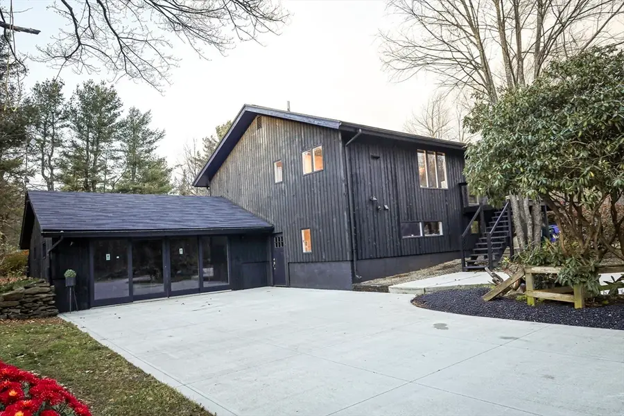 506 Skyline Trl, Chester, MA 01011 - Image #3