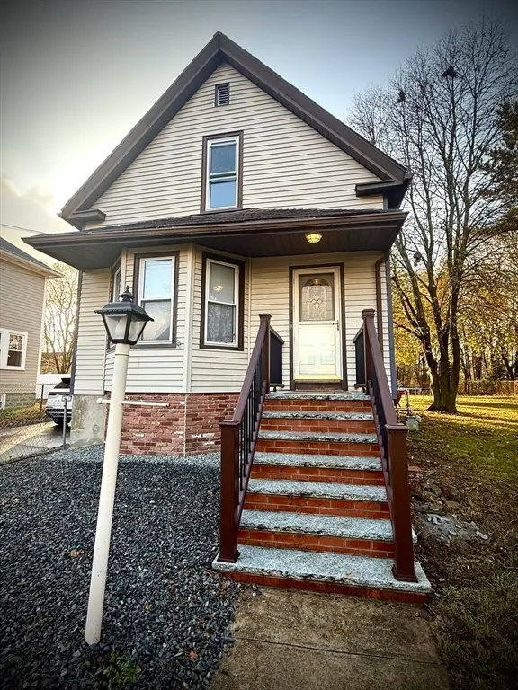 105 Dewolf St, New Bedford, MA 02740 - Image #1