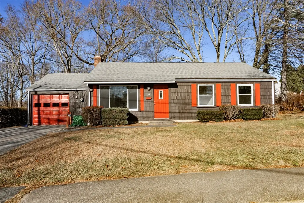 29 Woodedge Ave, Braintree, MA 02184 - #1
