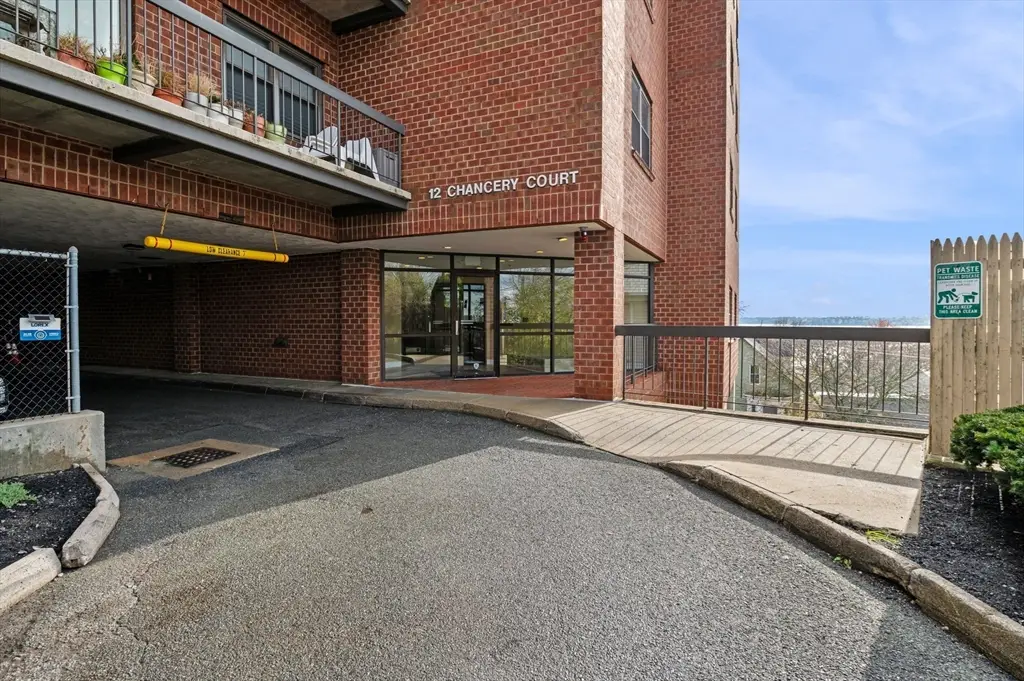 12 Chancery Court #207, Lynn, MA 01902 - Image #1