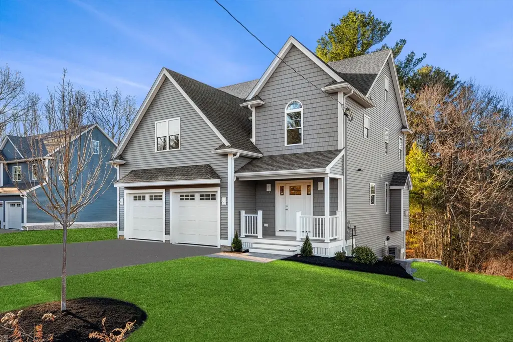 910 Livingston St, Tewksbury, MA 01876 - Image #1