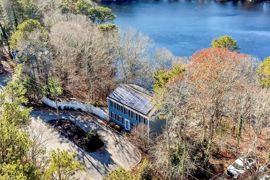 160 Algonquin Ave, Mashpee, MA 02649 - Image #2