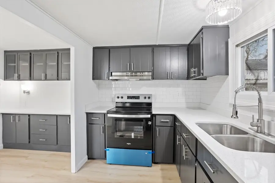 557 Southwest Cutoff #35, Auburn, MA 01501 - Image #2