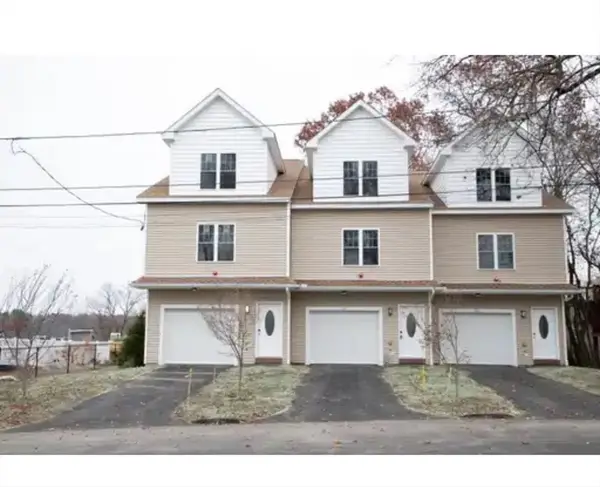 61 Progressive St, Worcester, MA 01604