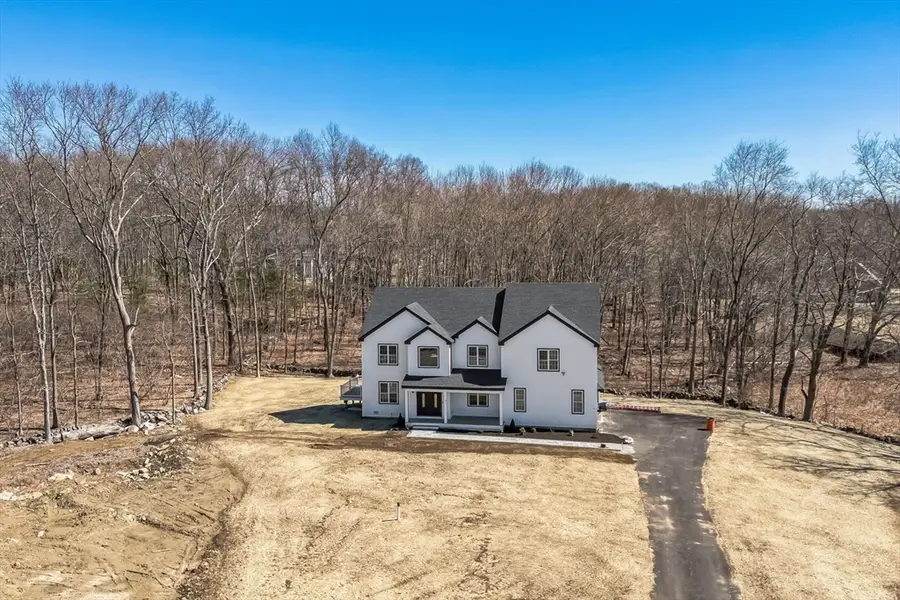 10 Falcon Dr, Shrewsbury, MA 01545 - Image #3