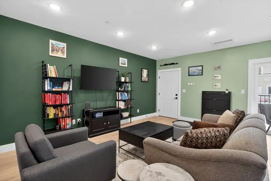 208 Spencer Ave #4, Chelsea, MA 02150 - Image #2