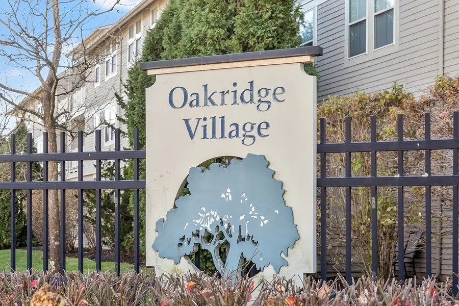 3 Harvest Dr #107, North Andover, MA 01845 - Image #3