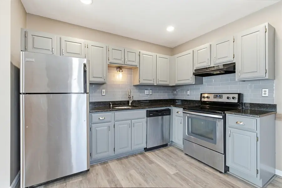 110 South Ave #14, Whitman, MA 02382 - Image #2