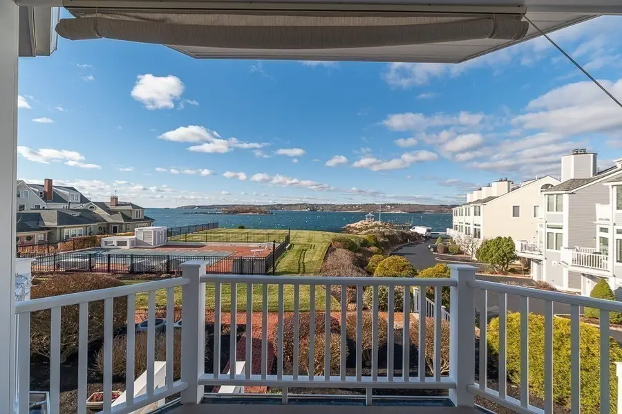 7 Rackliffe St #H1, Gloucester, MA 01930 - Image #3