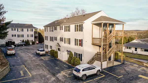 2 Warsaw Ave #3, Dudley, MA 01571