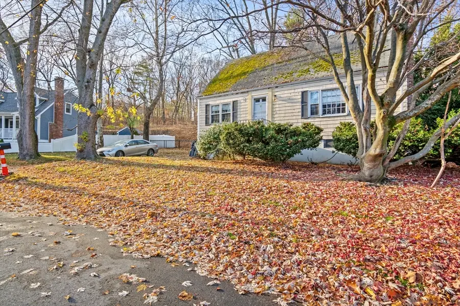 15 Crescent Rd, Woburn, MA 01801 - Image #2