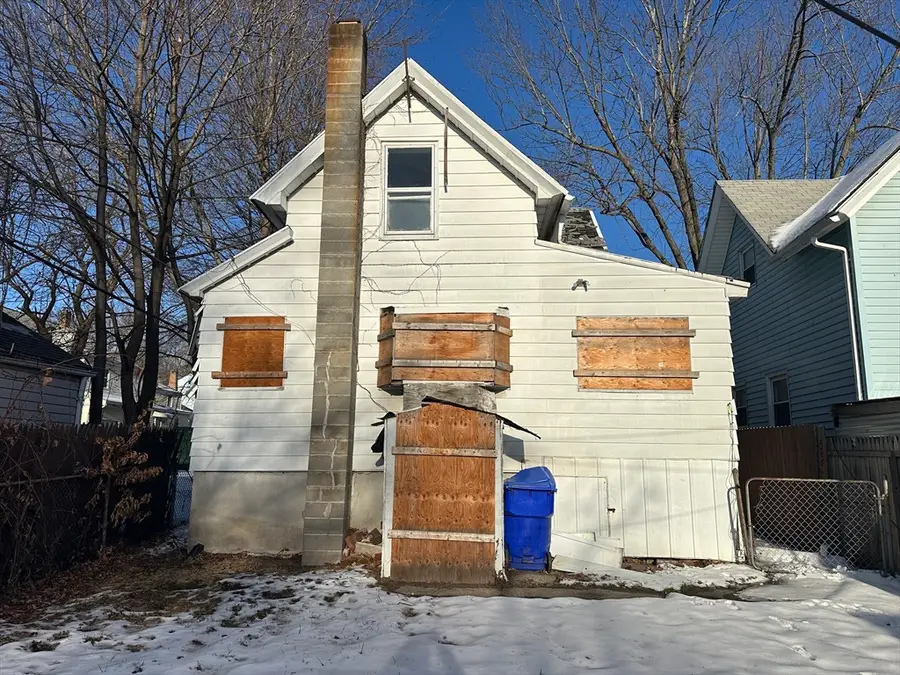 196 Massasoit St, Springfield, MA 01107 - Image #3