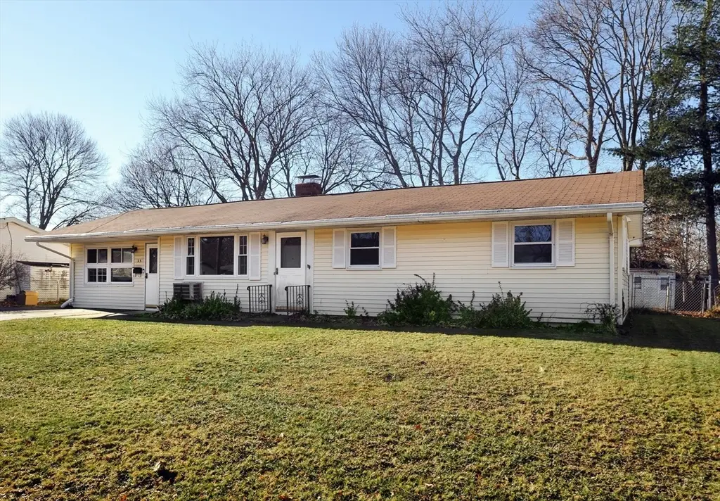 35 Marion St, Holbrook, MA 02343 - Image #1