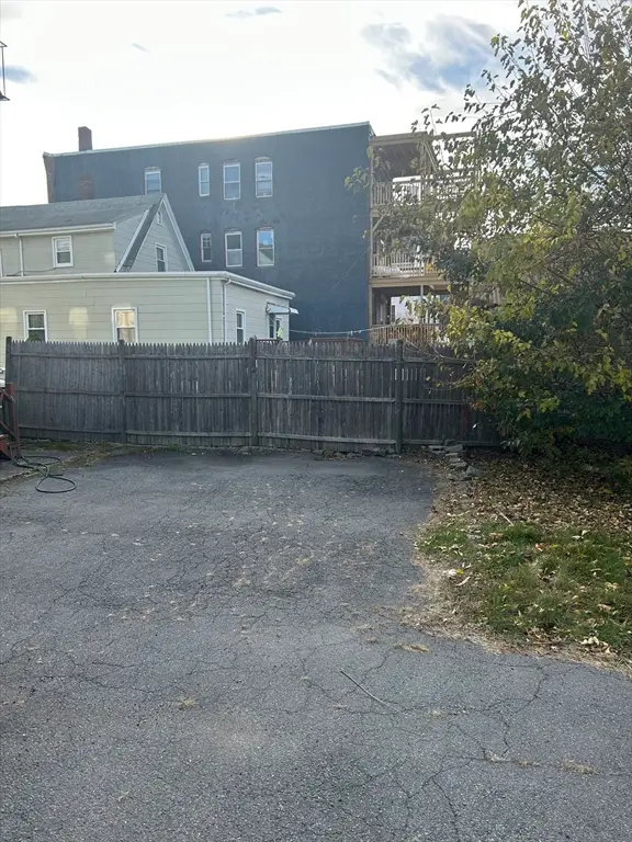 66 Burrell St, Boston, MA 02119 - Image #3