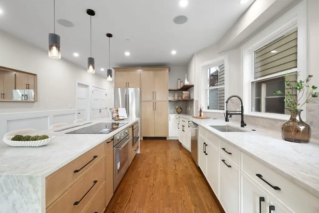 555 Somerville Ave #1, Somerville, MA 02143 - Image #1