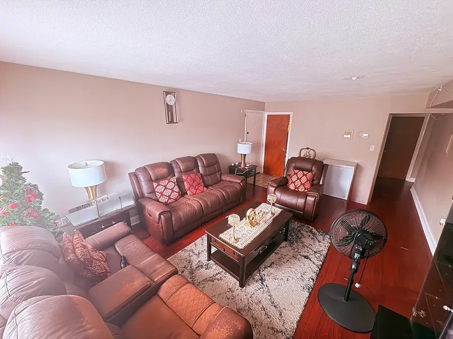 75-77 Colonel Bell Dr. #77-11, Brockton, MA 02301 - Image #3