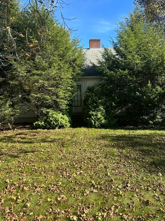 83 Bryn Mawr Ave, Auburn, MA 01501