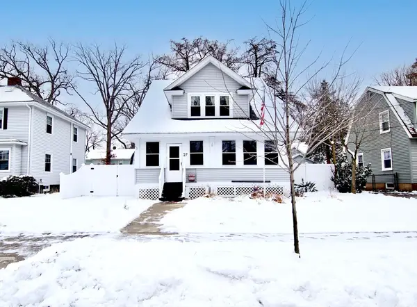 27 Rockland St, Springfield, MA 01118