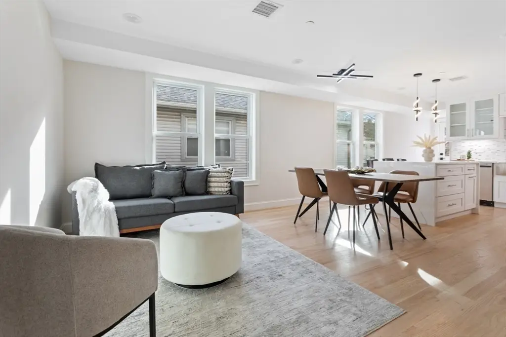 155 Boston Ave #B, Somerville, MA 02144 - Image #1