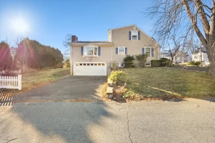 58 Randall Ave, Somerset, MA 02726 - Image #2